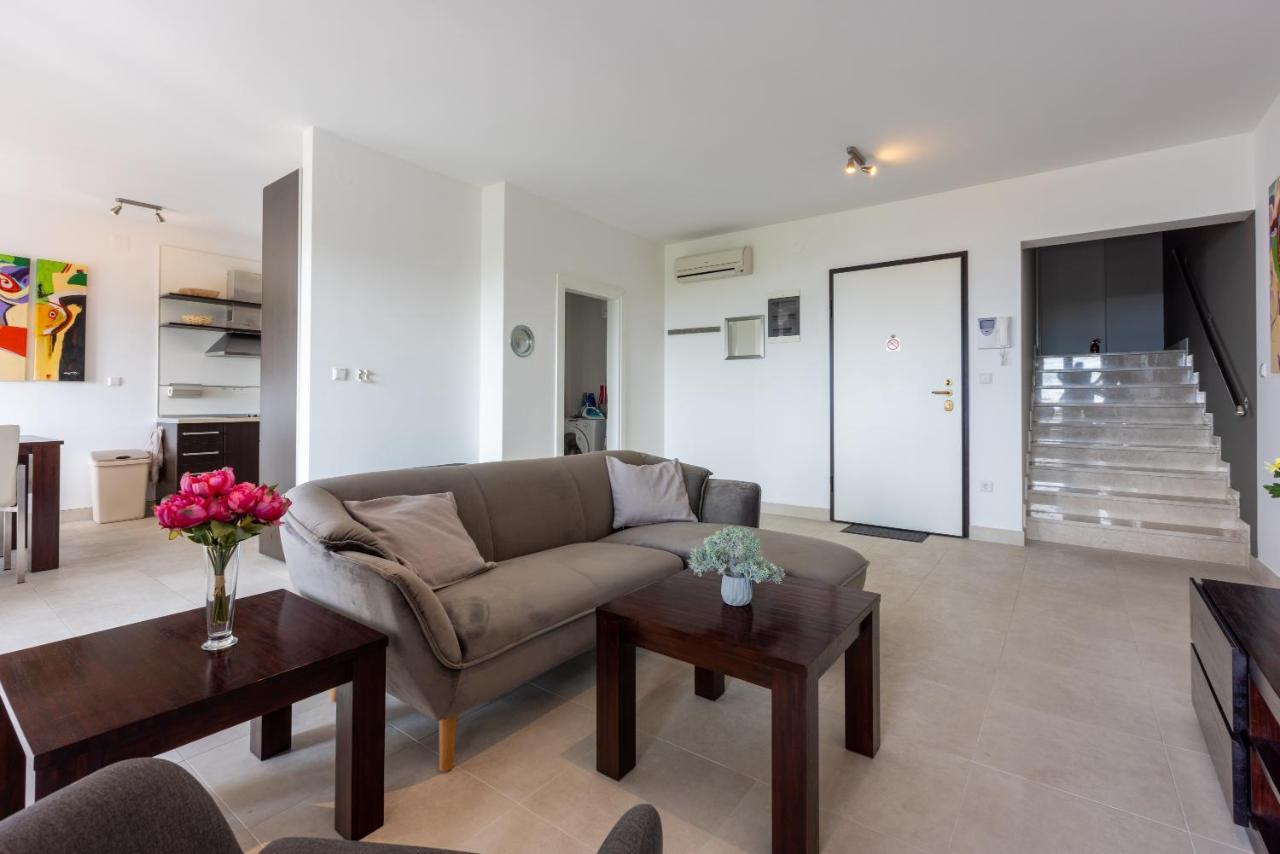 Apartments Andrea & Sander Crikvenica Εξωτερικό φωτογραφία